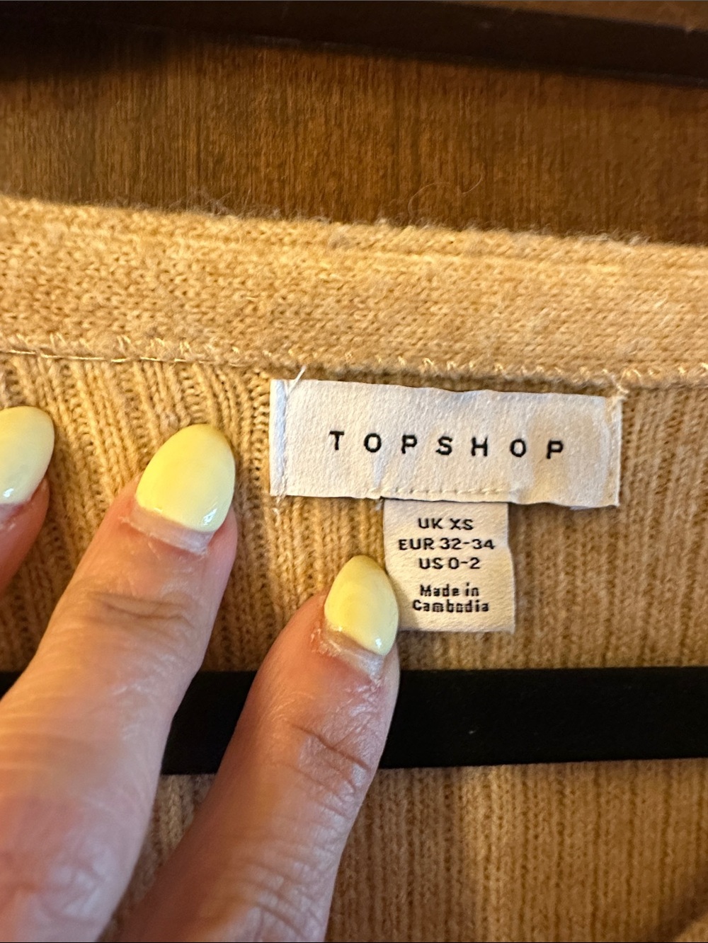 Topshop Cropped Ribbed Button-Front Cardigan - Cream - Picture 2 of 5